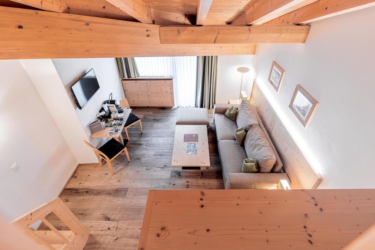 Hotel Sarain Active Mountain Resort Lenz エクステリア 写真