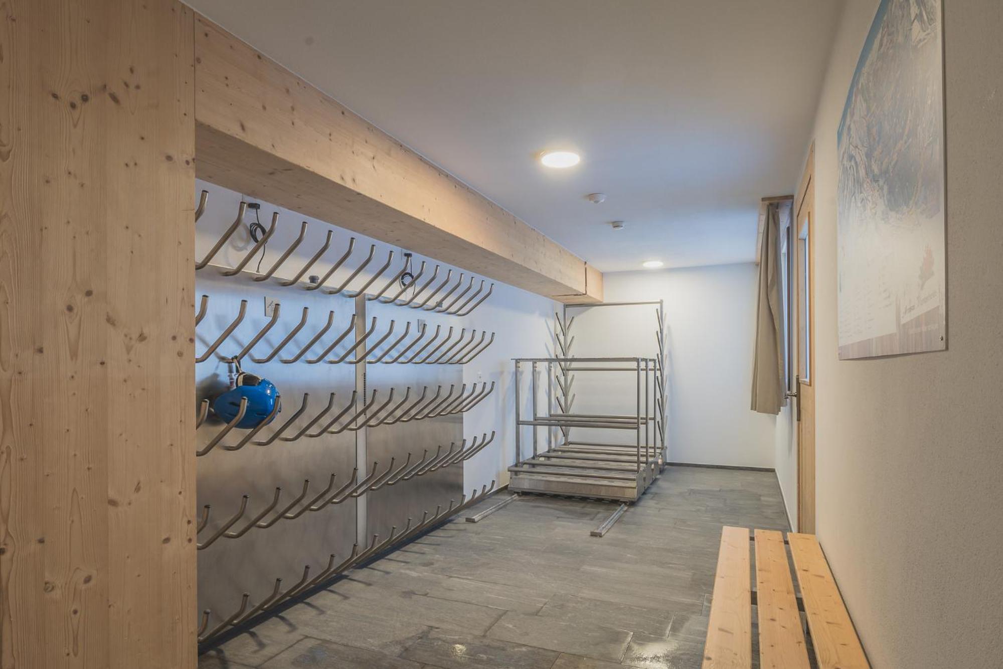 Hotel Sarain Active Mountain Resort Lenz エクステリア 写真
