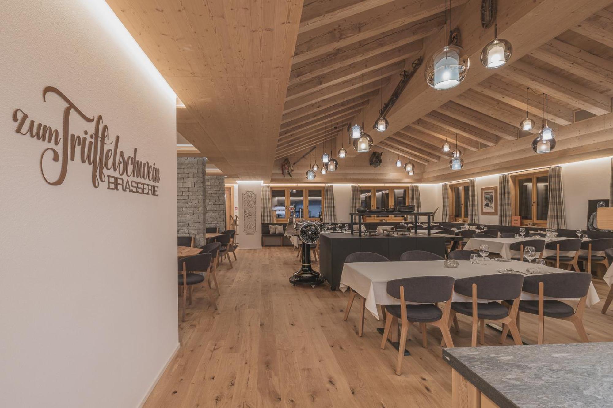 Hotel Sarain Active Mountain Resort Lenz エクステリア 写真