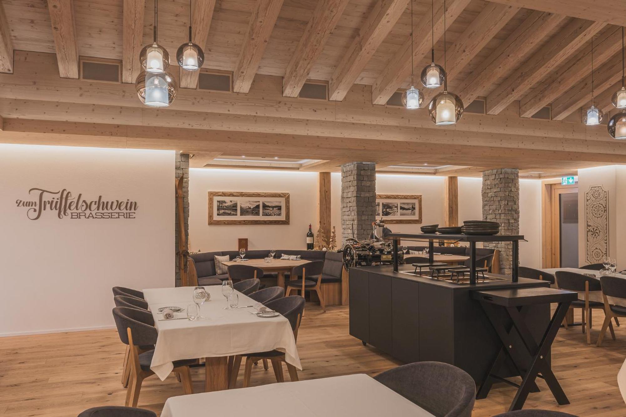 Hotel Sarain Active Mountain Resort Lenz エクステリア 写真