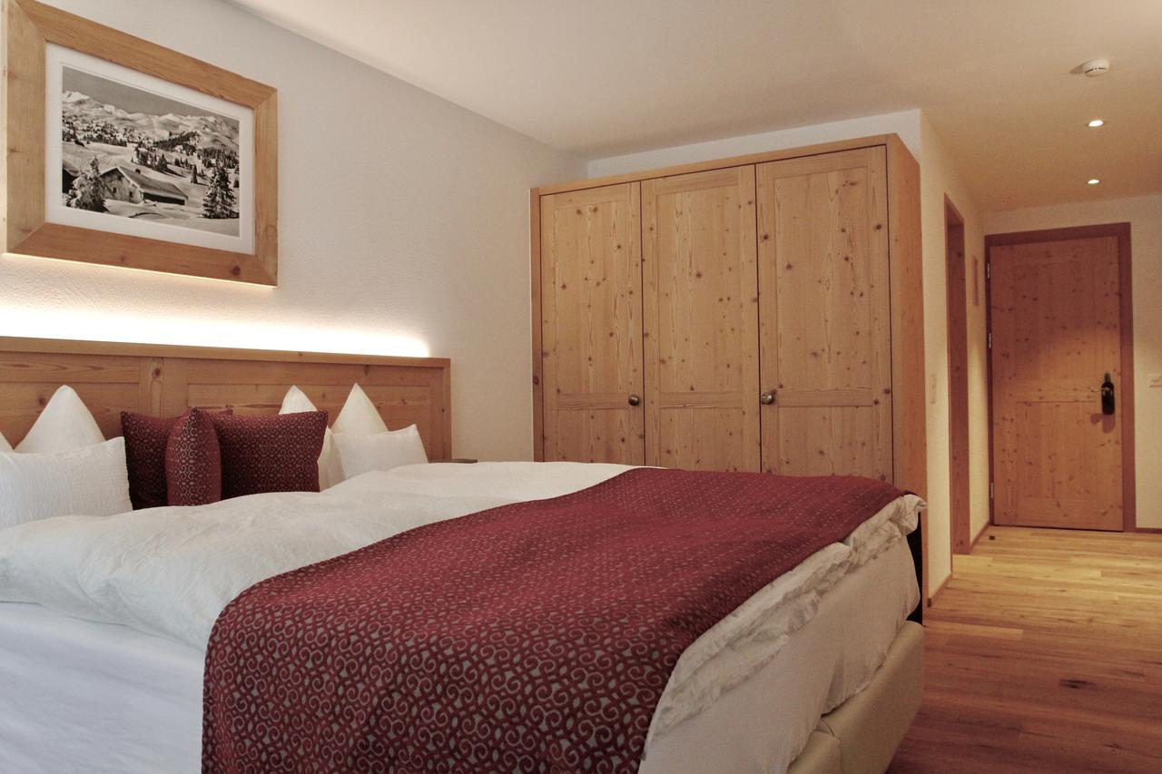 Hotel Sarain Active Mountain Resort Lenz エクステリア 写真